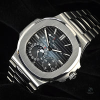 Patek Philippe Nautilus - 5712/1A Date Moon Phases - Complete Set - Dated Jan 2019 - Vintage Watch Specialist