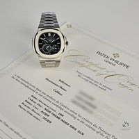 Patek Philippe Nautilus - 5712/1A Date Moon Phases - Complete Set - Dated Jan 2019 - Vintage Watch Specialist