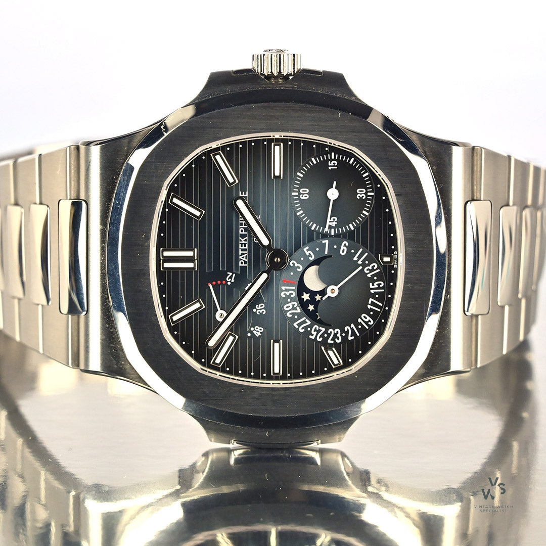 Patek Philippe Nautilus 5712 1A Date Moon Phases Complete Set D Vintage Watch Specialist
