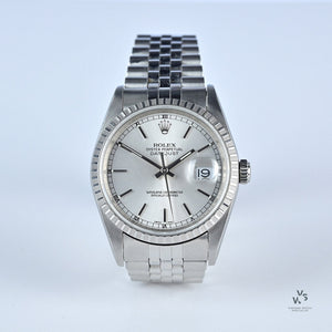 Rolex Datejust - Model Ref: 16220 - Silver Dial - Jubilee Bracelet - Box and Papers - 2002 - Vintage Watch Specialist