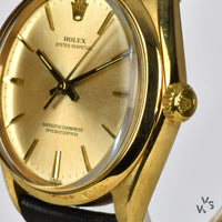 Rolex Oyster Perpetual 9k Gold - Model Ref: 1002 - Calibre 1560 - c.1963 - Vintage Watch Specialist