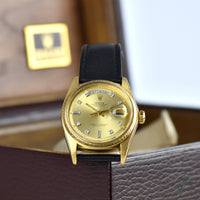 Rolex Oyster Perpetual Day-Date in 18ct Yellow Gold - Reference 1803 - Calibre 1556 - circa. 1978 - Vintage Watch Specialist