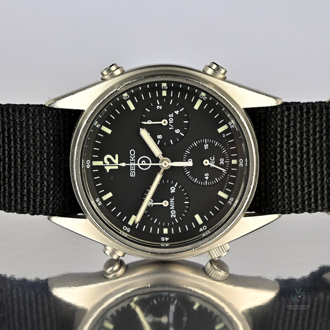 超希少】【1984】SEIKO セイコー RAF ミリタリークロノグラフ