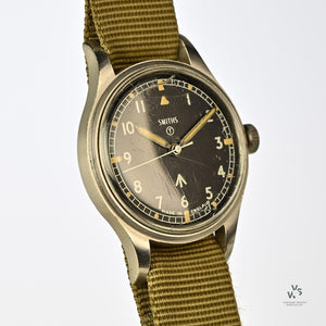 Smiths - W10 Engraved - British Military Issue Watch - Issued 1969 - Vintage Watch Specialist