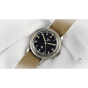 Smiths - W10/6645-99-961-4045 - British Army Issued Wristwatch - Issued 1968 - Vintage Watch Specialist
